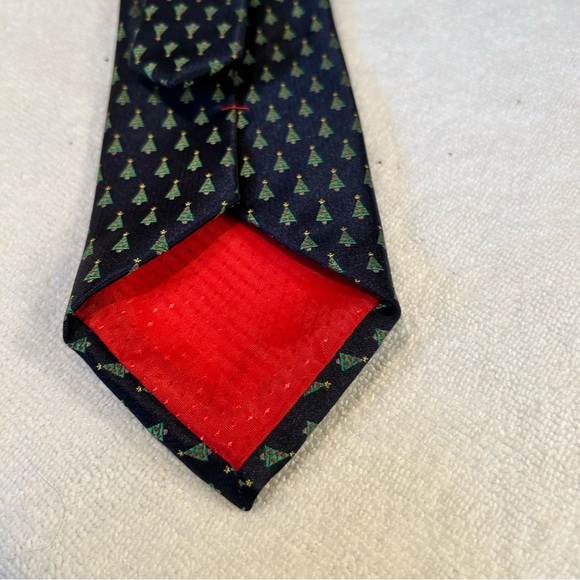 Authentic Hallmark Inc Holiday Tie Christmas Trees - Picture 3 of 4